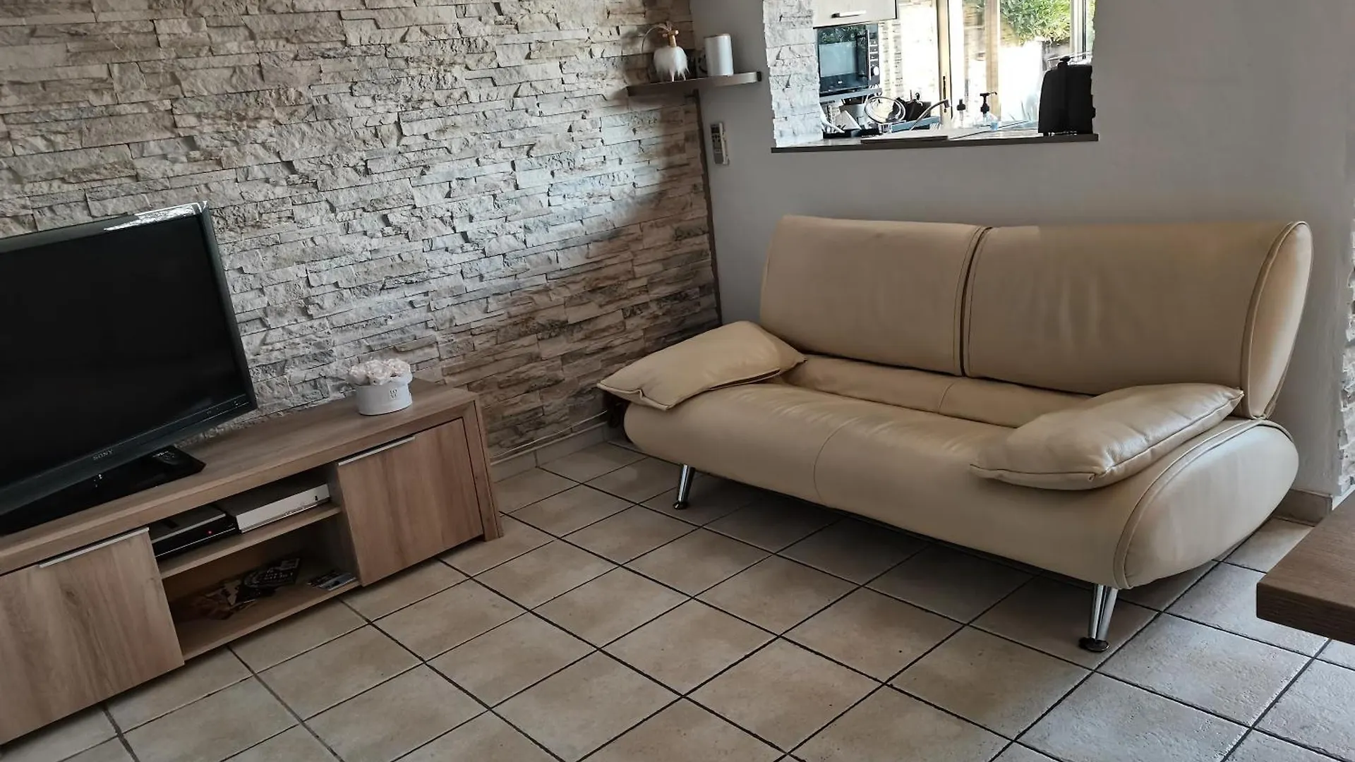 Charmant 2P Au Calme, Jardin, Piscine, Vue Panoramique Et Stationnement Villeneuve-Loubet Apartment