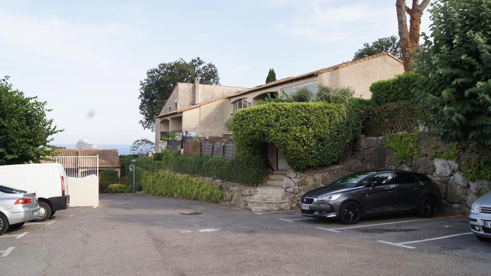 Apartment Charmant 2P Au Calme, Jardin, Piscine, Vue Panoramique Et Stationnement Villeneuve-Loubet France